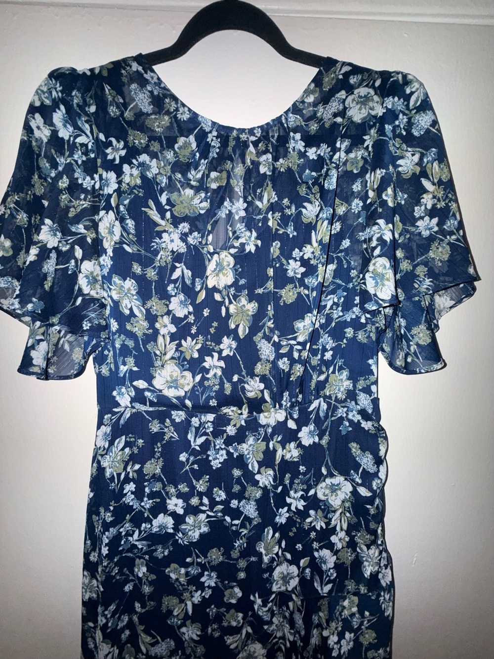 Revolve Astr the Label Flutter Sleeve Maxi Dress in Blue & Green Floral - Picture 5 of 7